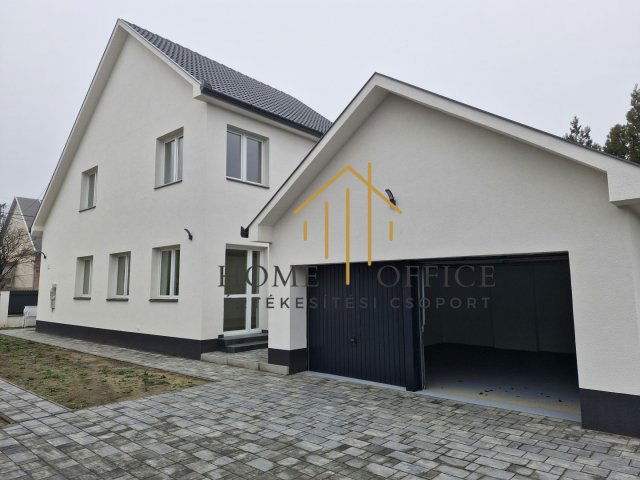 Eladó családi ház, Debrecenben 134.9 M Ft, 4 szobás