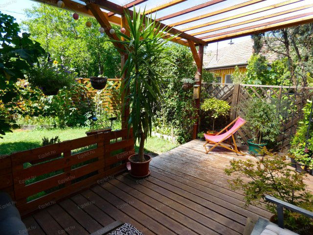 Kiadó sorház, albérlet, Budapesten, XVII. kerületben, 4 szobás