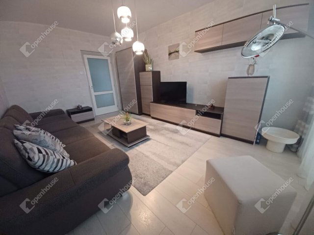 Eladó panellakás, Debrecenben 69 M Ft, 2+1 szobás