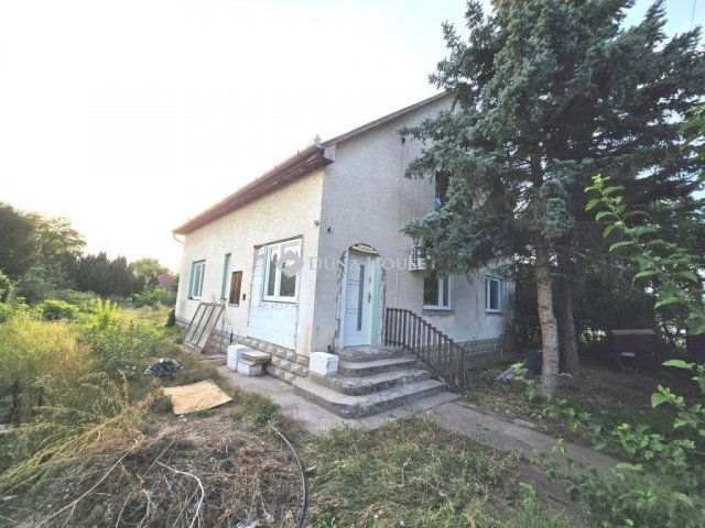 Eladó családi ház, Érden 103 M Ft, 2 szobás