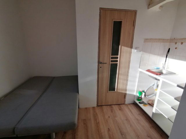 Eladó téglalakás, Balatonfűzfőn, Bugyogóforrás utcában