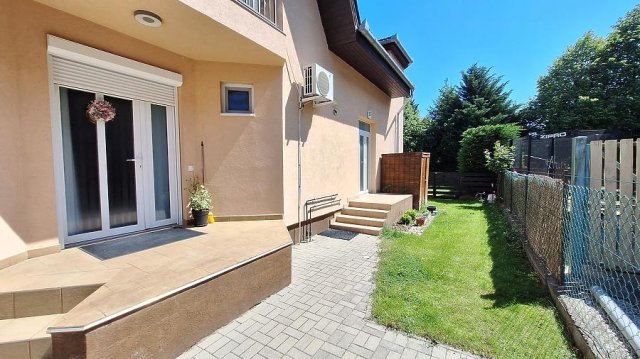 Eladó téglalakás, Gödön 84.9 M Ft, 4 szobás