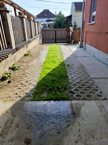 Eladó ikerház, Szigetszentmiklóson 96.9 M Ft, 4 szobás