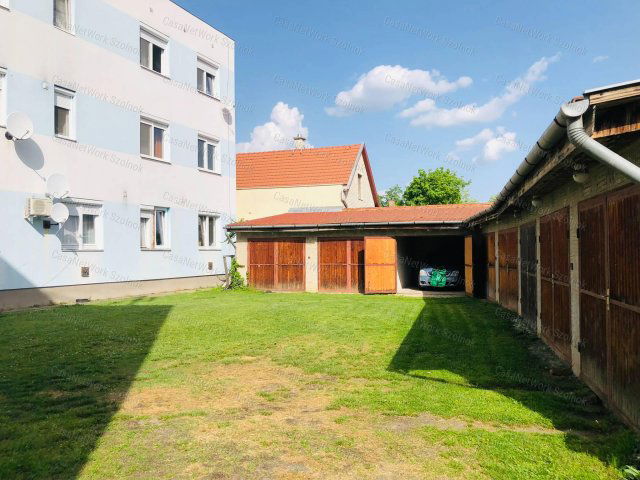 Eladó garázs, Szolnokon 8.9 M Ft / költözzbe.hu