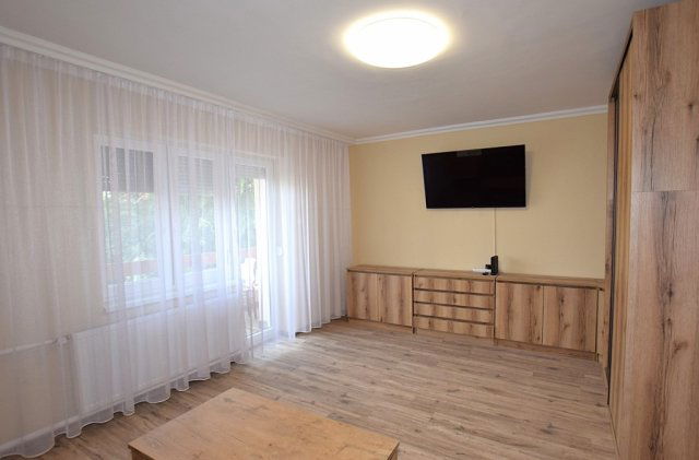 Kiadó téglalakás, albérlet, Debrecenben 245 E Ft / hó, 3 szobás