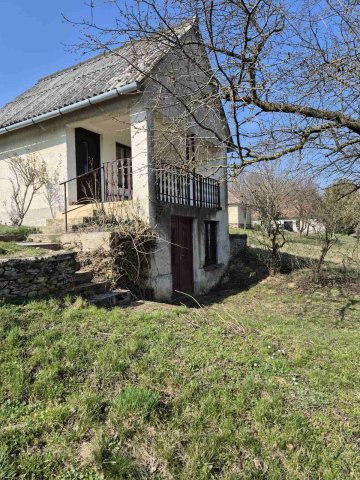 Eladó családi ház, Bókaházán 8 M Ft, 1 szobás