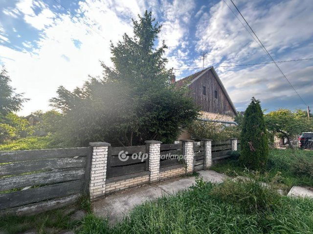 Eladó családi ház, Nádudvaron 22.9 M Ft, 1+1 szobás