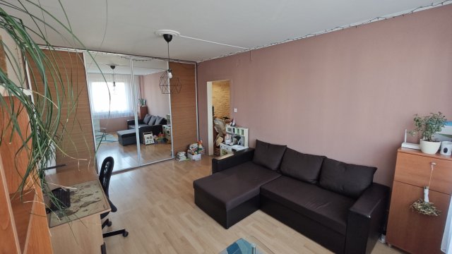 Eladó panellakás, Budapesten, III. kerületben 67.9 M Ft, 2 szobás