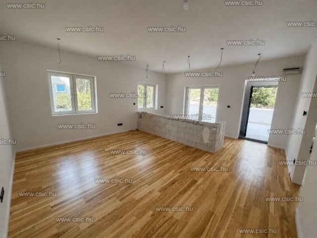 Eladó téglalakás, Budapesten, II. kerületben 120 M Ft, 2 szobás