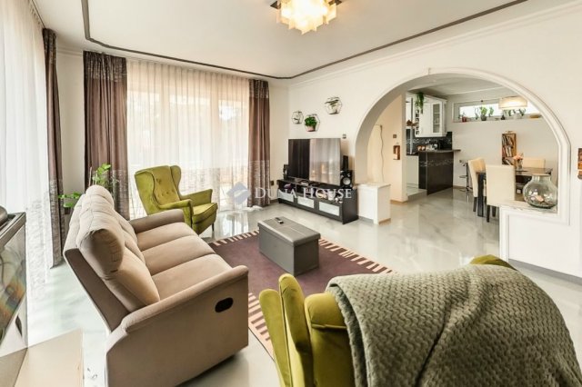 Eladó családi ház, Inárcson 199.9 M Ft, 5 szobás