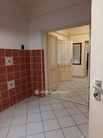 Eladó családi ház, Hajdúbagoson 35 M Ft, 3 szobás