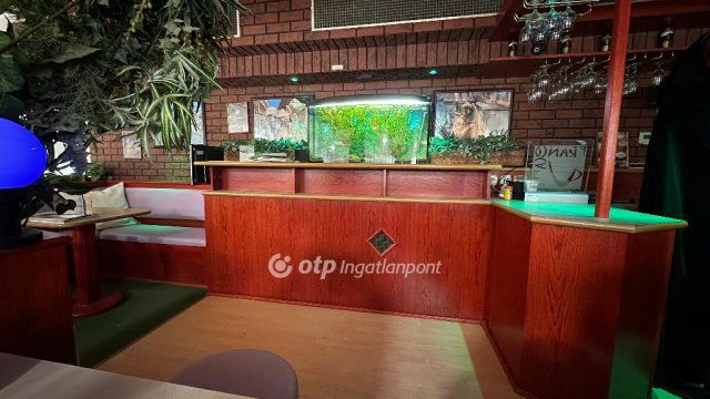 Kiadó üzlethelyiség, Budapesten, XV. kerületben 398 E Ft / hó