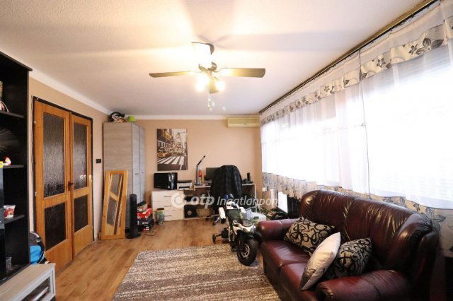 Eladó családi ház, Budapesten, XVIII. kerületben 145 M Ft