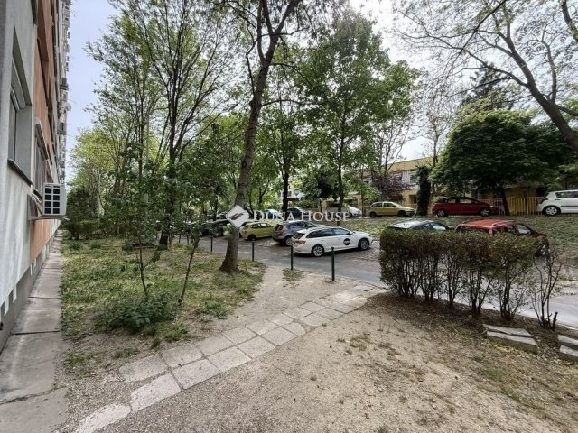 Eladó panellakás, Budapesten, XI. kerületben 67.5 M Ft, 2 szobás