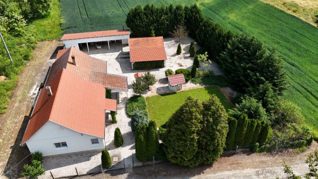 Eladó családi ház, Mohácson 84 M Ft, 4 szobás