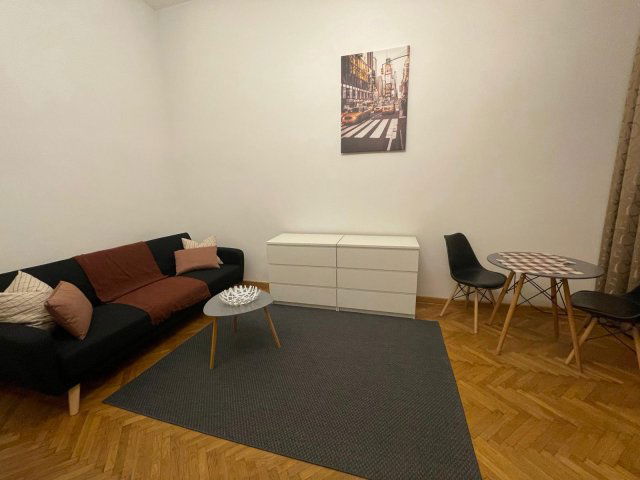 Eladó téglalakás, Budapesten, VII. kerületben, Kertész utcában