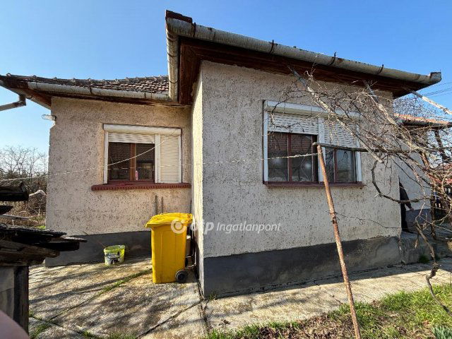 Eladó családi ház, Kötegyánon 7.4 M Ft, 2 szobás