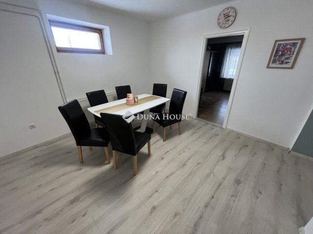 Eladó családi ház, Pilisen 85.9 M Ft, 3 szobás