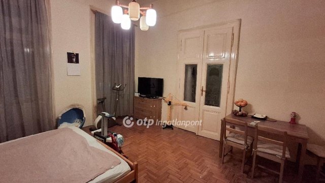 Eladó téglalakás, Budapesten, VII. kerületben 75 M Ft