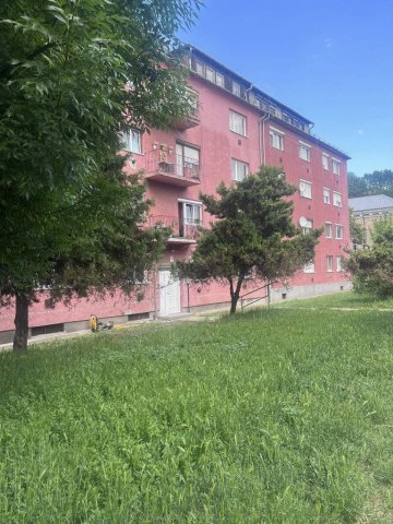 Eladó téglalakás, Salgótarjánban 15.9 M Ft, 3 szobás