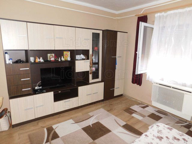 Eladó családi ház, Siófokon 85 M Ft, 4 szobás