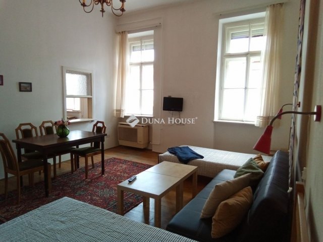 Eladó téglalakás, Szentgotthárdon 41.6 M Ft, 2 szobás