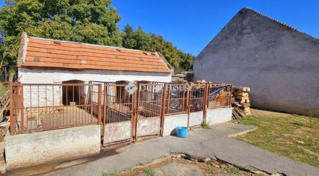 Eladó családi ház, Baksán 51.99 M Ft, 4 szobás