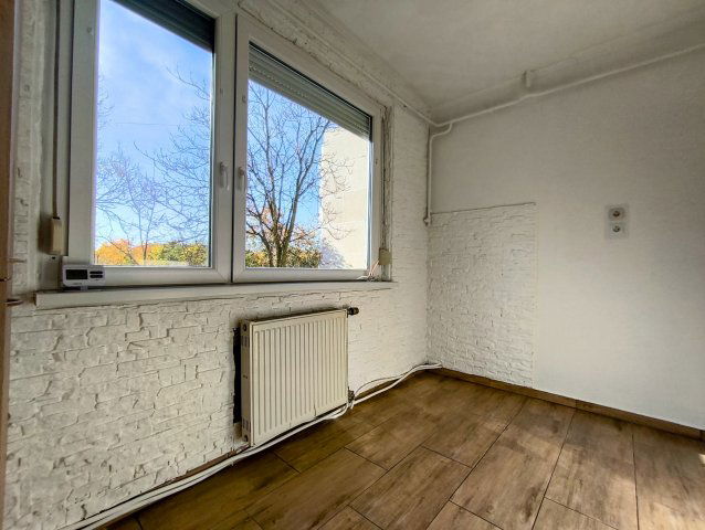 Eladó panellakás, Békésen 18.5 M Ft, 2+1 szobás