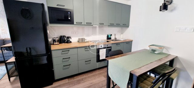 Kiadó téglalakás, albérlet, Szegeden 230 E Ft / hó, 2 szobás