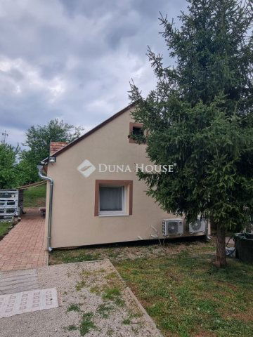 Eladó családi ház, Balatonalmádiban 89.9 M Ft, 4 szobás