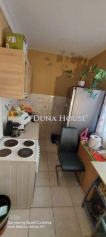 Eladó panellakás, Tatabányán 41.5 M Ft, 2 szobás