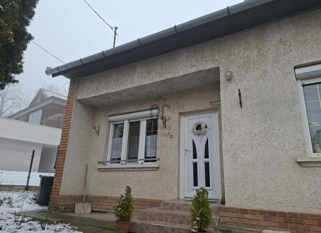 Eladó családi ház, Gödöllőn 124.9 M Ft, 6 szobás