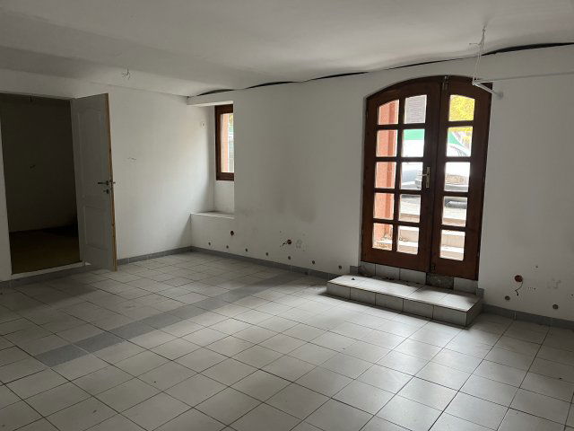 Kiadó üzlethelyiség, XII. kerületben, Márvány utcában