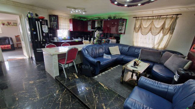 Eladó családi ház, Érden 89.9 M Ft, 3 szobás