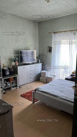 Eladó téglalakás, Budapesten, III. kerületben 99.9 M Ft