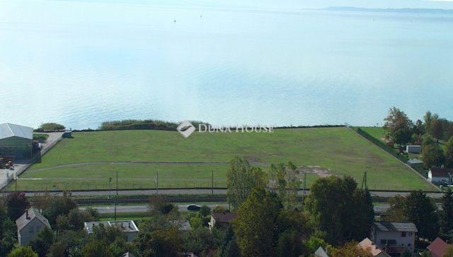 Eladó telek, Balatonkenesén 4900 M Ft / költözzbe.hu