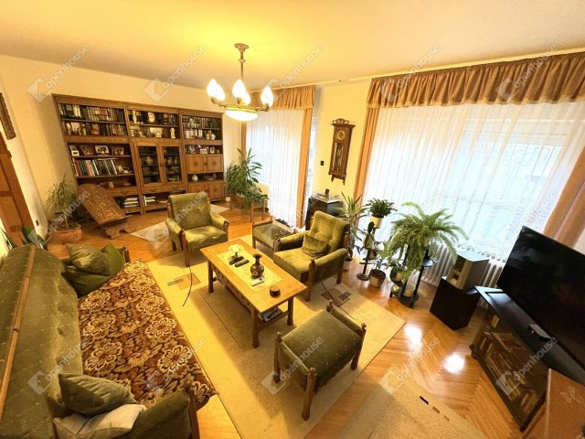 Eladó családi ház, Debrecenben 105 M Ft, 4 szobás