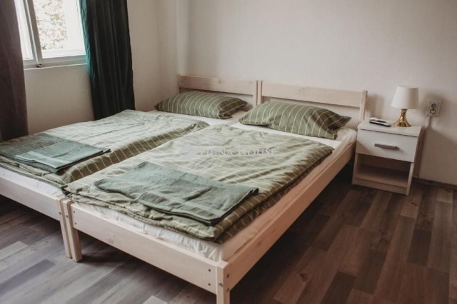 Eladó hotel, Galgahévízen 215 M Ft, 16 szobás