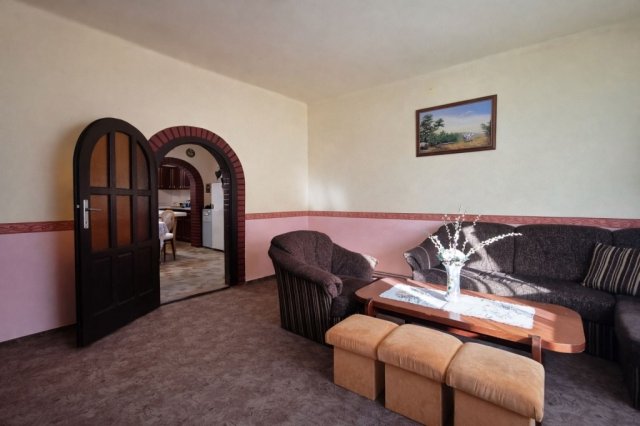 Eladó családi ház, Székesfehérvárott 79.5 M Ft, 3 szobás