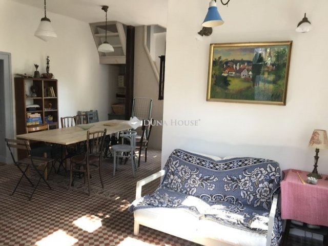 Eladó családi ház, Mencshelyen 99 M Ft, 3 szobás