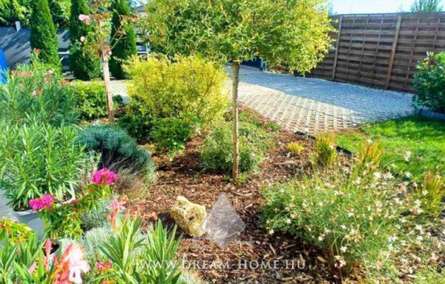 Eladó családi ház, Kecskeméten 94.9 M Ft, 3 szobás