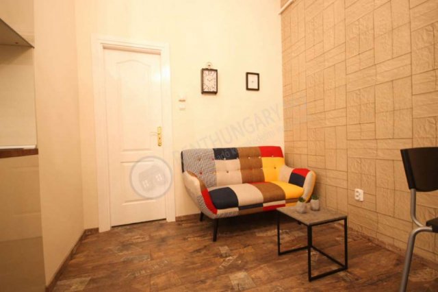 Kiadó téglalakás, albérlet, V. kerületben, Balassi Bálint utcában