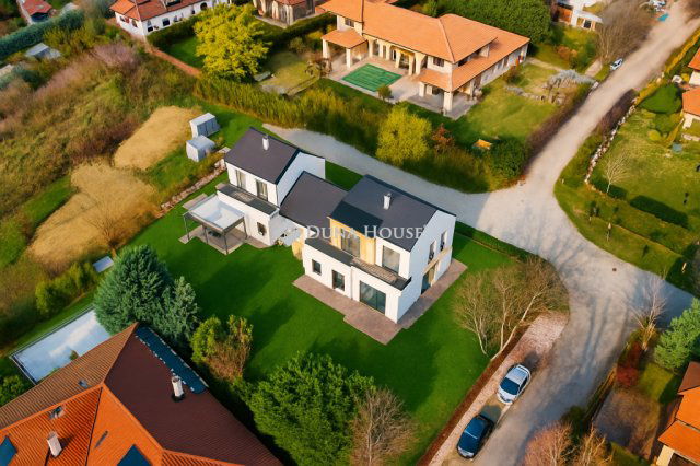 Eladó ikerház, Törökbálinton 329 M Ft, 5 szobás