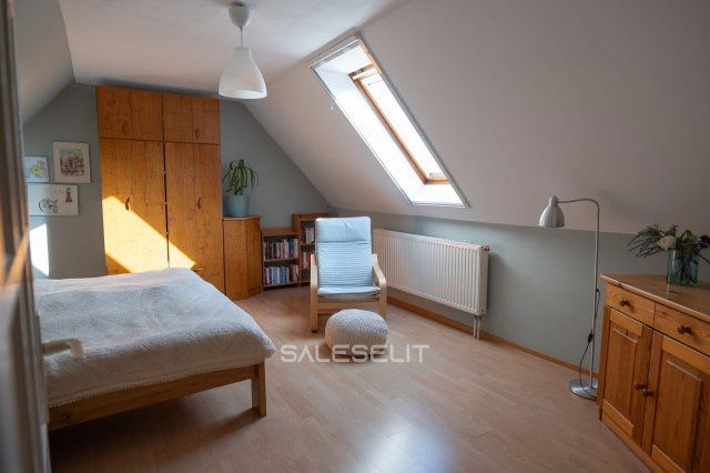 Eladó családi ház, Debrecenben 159.9 M Ft, 5 szobás