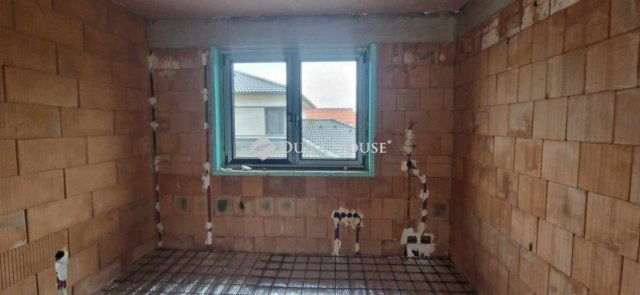 Eladó családi ház, Szegeden 233.88 M Ft, 5 szobás