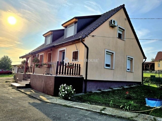 Eladó családi ház, Kővágószőlősön 85 M Ft, 4+2 szobás