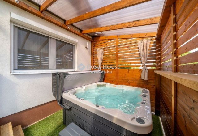 Eladó családi ház, Dabason 186 M Ft, 4 szobás