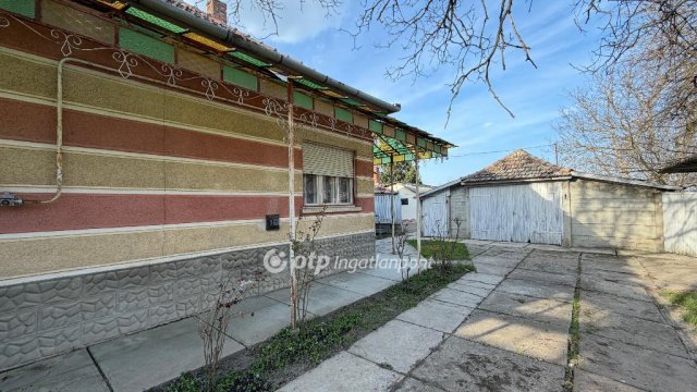Eladó családi ház, Kétegyházán 20 M Ft, 3+1 szobás