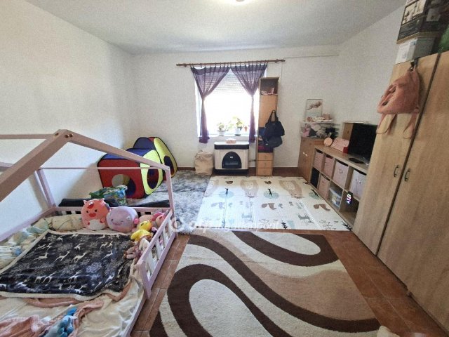 Eladó családi ház, Ráckeresztúron 60 M Ft, 3 szobás