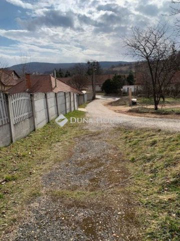Eladó telek, Tatán 15.9 M Ft / költözzbe.hu